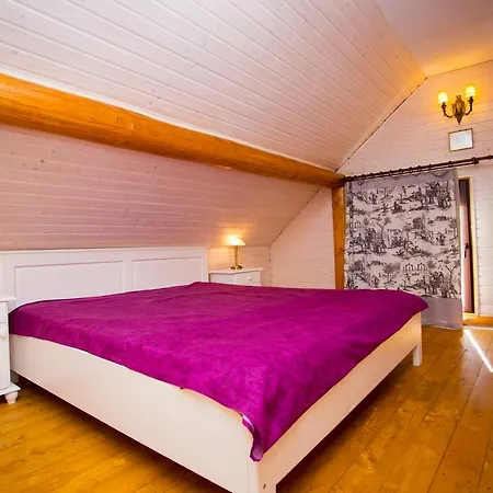Holiday home Wolf's House *